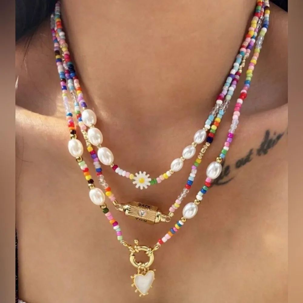 Beaded heart necklace N1019